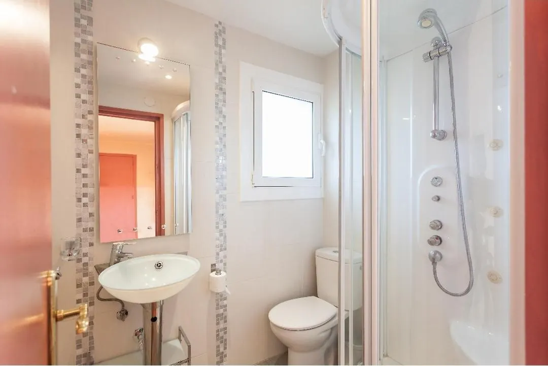 Villa Rapanui Piscina Y Jacuzzi Privados Lloret de Mar Španělsko